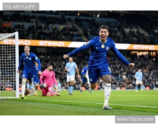 英超激战：多特蒙德6比2狂胜利物浦点球大战瞬间点燃全场激情